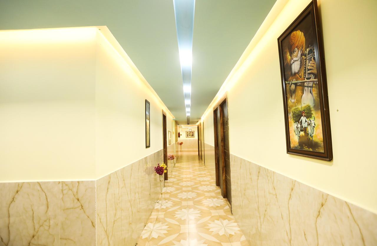 The Grand Orion Chinhat Ngoại thất bức ảnh
